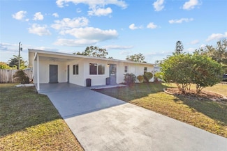4404 55th Avenue Dr E, Bradenton, FL 34203