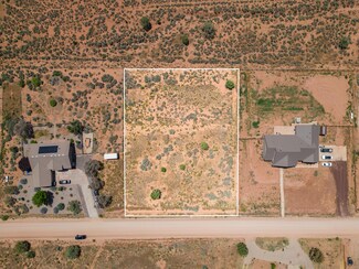 941 E Smithsonian Way, Apple Valley, UT 84737