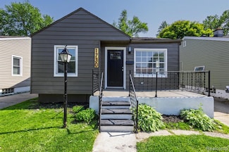 1730 E Hazelhurst St, Ferndale, MI 48220
