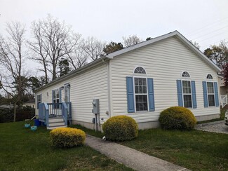 3 Sycamore Ln, Mays Landing, NJ 08330