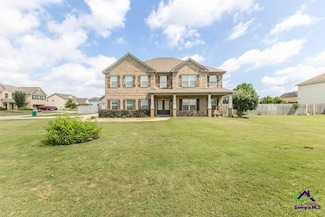 312 Cambrian Dr, Kathleen, GA 31047