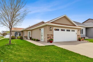 6008 55th Ave S, Fargo, ND 58104