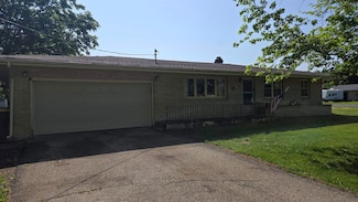 3005 E Daffodil Ln, Beloit, WI 53511