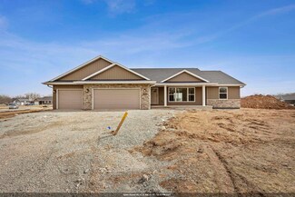 2588 S Stellita Cir, de Pere, WI 54115