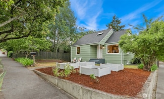 369 NW 49th St, Seattle, WA 98107