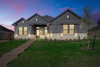 10201 Castleberry Ln, Waco, TX 76712