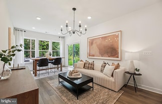 1122 Crested Wood Dr, Laurel, MD 20724