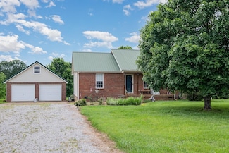 4970 Smiley Rd, Chapel Hill, TN 37034