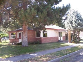 172 E Snake River Ave, Glenns Ferry, ID 83623