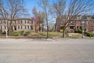 4143 Laclede Ave, St. Louis, MO 63108