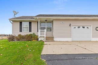 109 S Donegal St, Eaton Rapids, MI 48827