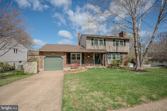 32 Worral Dr, Newark, DE 19711