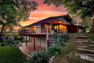 1905 N Montclair Dr, Boise, ID 83702