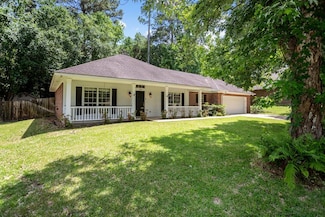 733 Village Gate Cir, Nacogdoches, TX 75961