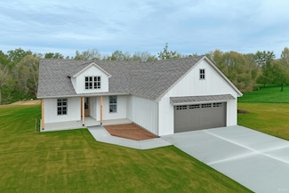 10891 Country Aire Meadows Ct, Holts Summit, MO 65043