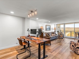 1131 Stringers Ridge Rd, Chattanooga, TN 37405