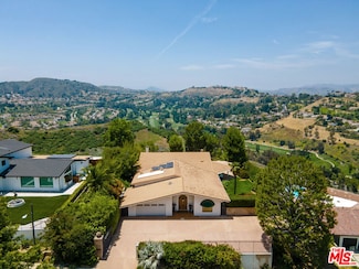 23935 Park Belmonte, Calabasas, CA 91302
