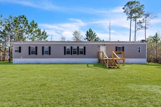 9 Louis Passmore Rd NE, Ludowici, GA 31316