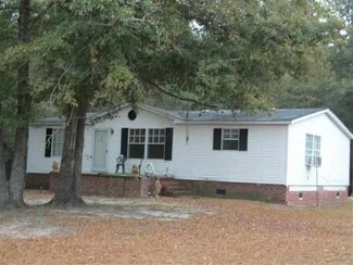 112 Smith Ct, Nichols, SC 29581