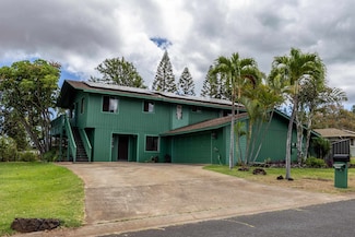 2751 Aina Lani Dr, Makawao, HI 96768