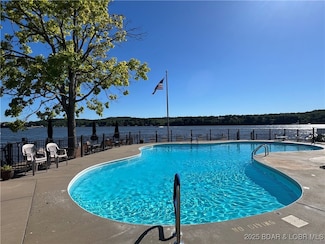 52 Wrenwood Cir Unit 3C, Lake Ozark, MO 65049