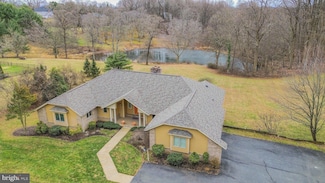 7305 Longfield Dr, Kingsville, MD 21087