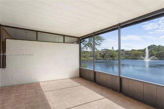 14293 Kendale Lakes Cir Unit 14293, Miami, FL 33183