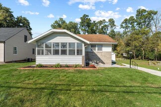 19945 Southland Ave, South Bend, IN 46614