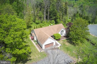 101 Nuss Rd, Bechtelsville, PA 19505