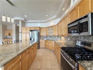 595 N Fogg St, Las Vegas, NV 89110