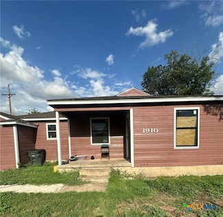 1910 N Gray St, Killeen, TX 76541