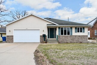 1413 W 5th St, Winona, MN 55987