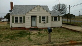 121 Martin St, Ellenboro, NC 28040