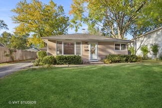 2200 Quail Ln, Rolling Meadows, IL 60008