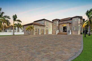 9401 93rd St N, Seminole, FL 33777
