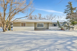 454 S Summitlawn St, Wichita, KS 67209