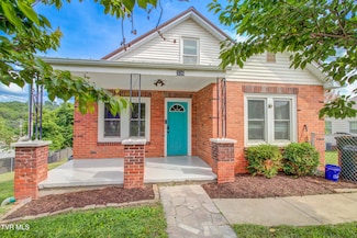 326 Cherry St, Greeneville, TN 37745