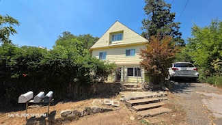 5701 Castle Ave, Dunsmuir, CA 96025