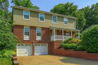 217 Baintree Rd, Coraopolis, PA 15108