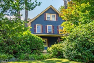 530 Up Mountain Ave, Montclair Twp., NJ 07043