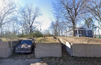 1411 Cummings St, Memphis, TN 38106