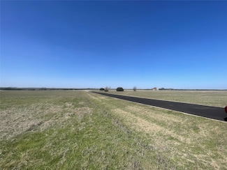 6705 Berkshire Dr, Cleburne, TX 76033