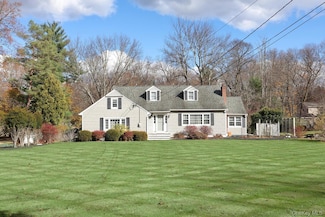 50 Campbell Ave, Airmont, NY 10901