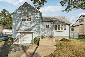 68 Miller St, Saddle Brook, NJ 07663