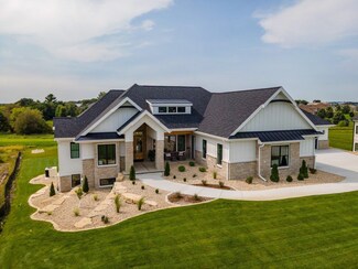6635 Wagners Vineyard Trail, Sun Prairie, WI 53590