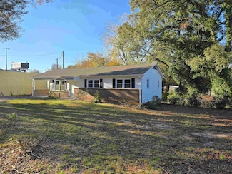 105 Shoally St, Boiling Springs, SC 29316