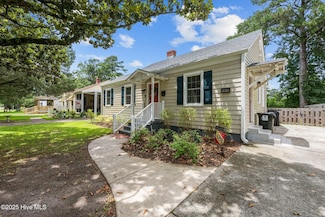 1914 Spencer Ave, New Bern, NC 28560