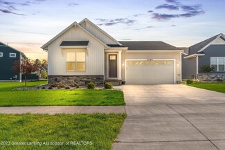 4124 Presidents Way, Dewitt, MI 48820