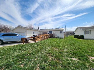 235 SE 44th Terrace, Topeka, KS 66609