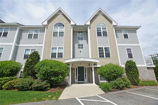 200 Roger Williams Ave Unit 307, Rumford, RI 02916